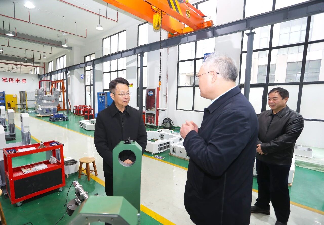 九江市市政府副市長(zhǎng)、區(qū)黨工委書(shū)記陳水連蒞臨如洋精密科技調(diào)研指導(dǎo)，為企業(yè)發(fā)展擘畫(huà)藍(lán)圖